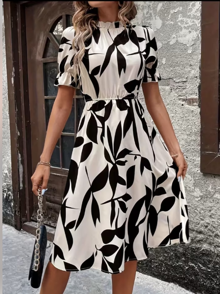 Elegantes Midi Kleid mit Blattmuster – Schwarz & Weiß