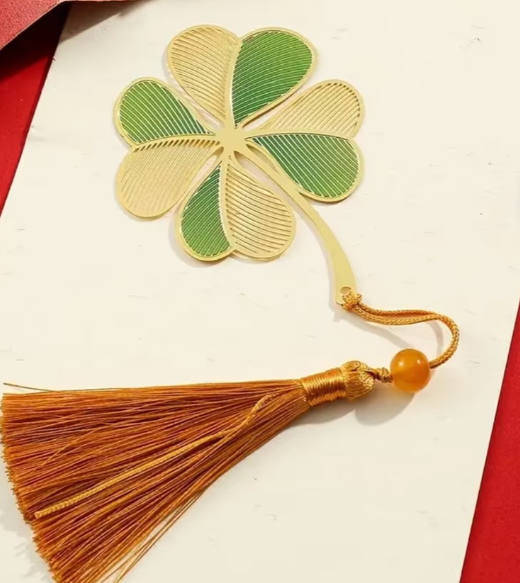 Lesezeichen in Pflanzenform