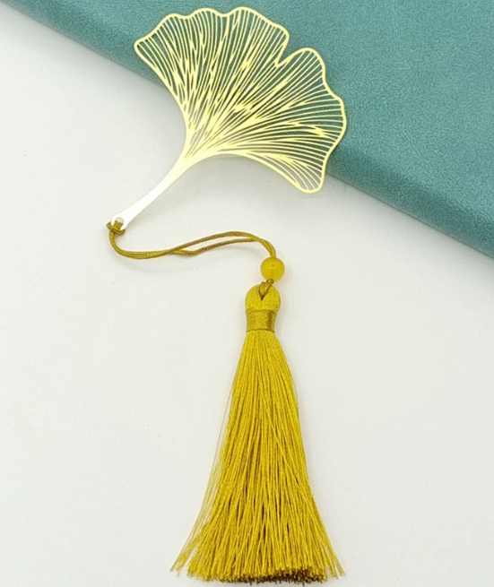 Botanische Eleganz – Goldene Metall-Lesezeichen im Geschenkset