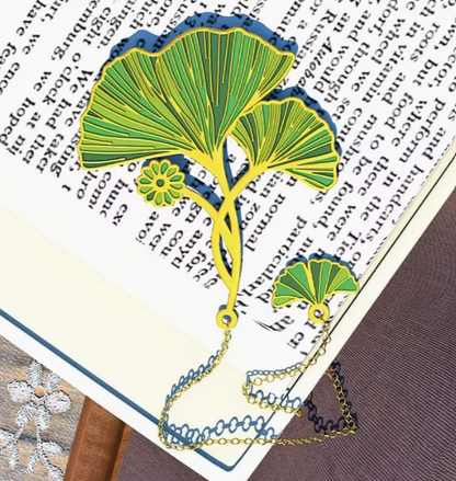 Lesezeichen in Pflanzenform