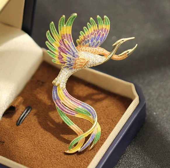 Majestätische Phönix-Brosche – Ein funkelndes Statement-Piece