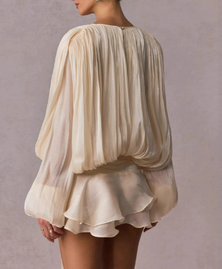 Elegantes Chiffon-Minikleid mit langen Puffärmeln  mit süßen leichten Shorts– Cremefarben