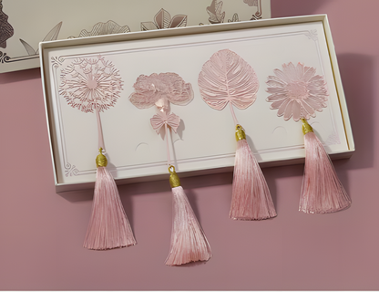 Botanische Eleganz – Goldene Metall-Lesezeichen im Geschenkset