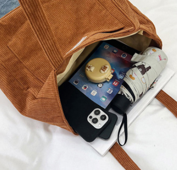 Praktisch Cord-Tasche