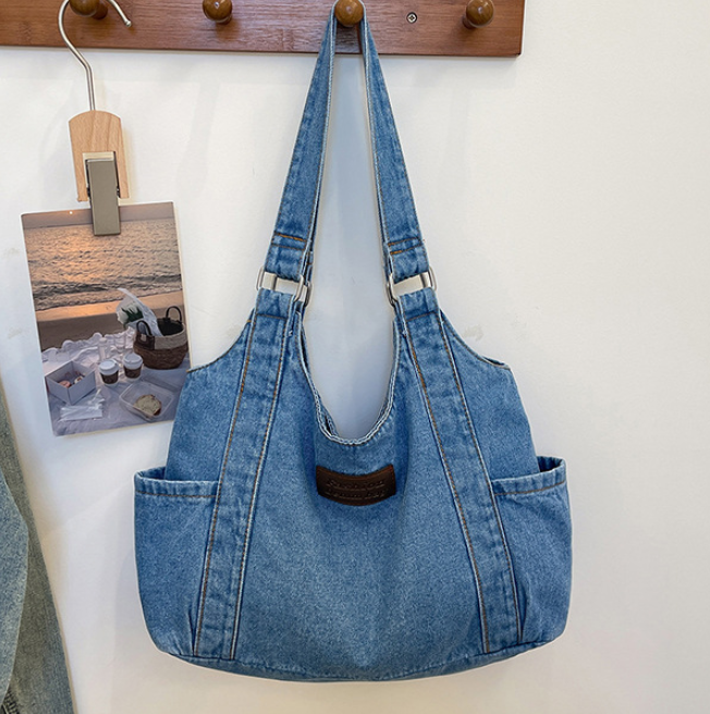 Denim Shoulder Bag – Stilvolle Jeans-Schultermagazin für jeden Tag