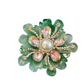 Blumen-Brosche mit Strasssteinen aus Natursteinen