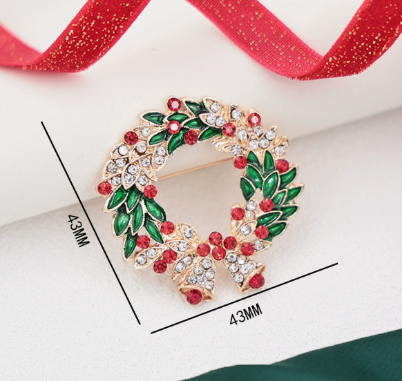 Elegante Brosche in Form süße Weihnachtskranz