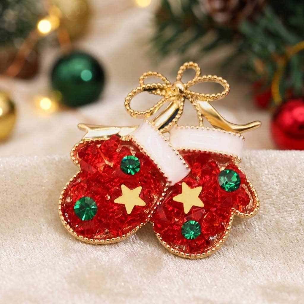 Elegante Brosche in Form süßer Weihnachtsfäustlinge